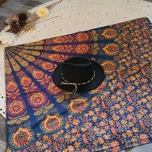 NWOT BO HO BED THROW SHEET OR WALL HANGING.BEACH B